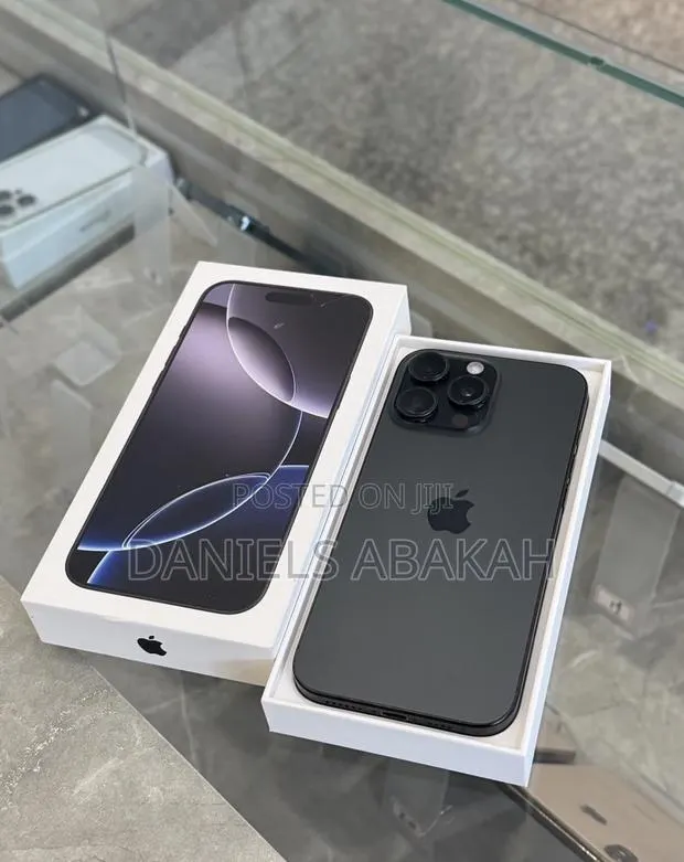 New Apple iPhone 16 Pro Max 512 GB Black · Photo 1