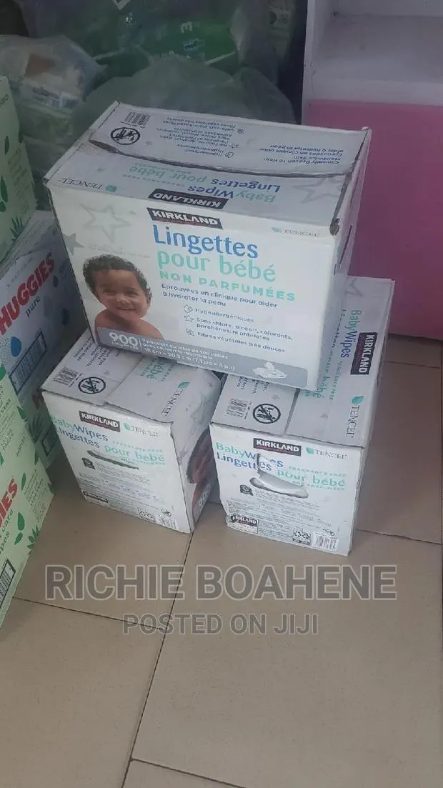 Kirkland Wipes Box · Photo 1