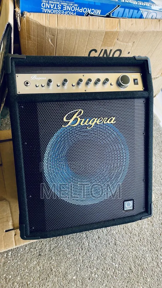 Bugera Bxd15a 15inches Bass Guitar Combo · Photo 1