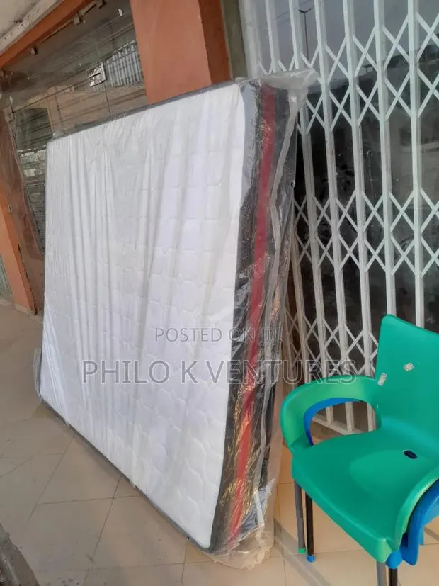 Very Soft King Size Mattress · Photo 1