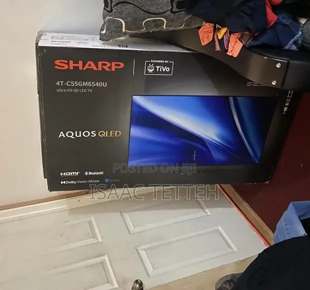 Sharp 4k Qled Smart TV · Photo 1