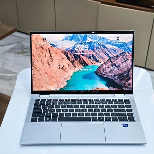 Laptop HP EliteBook 1040 G8 16GB Intel Core i7 SSD 512GB · Photo 1