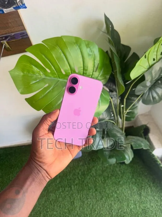 Apple iPhone 16 128 GB Pink · Photo 1