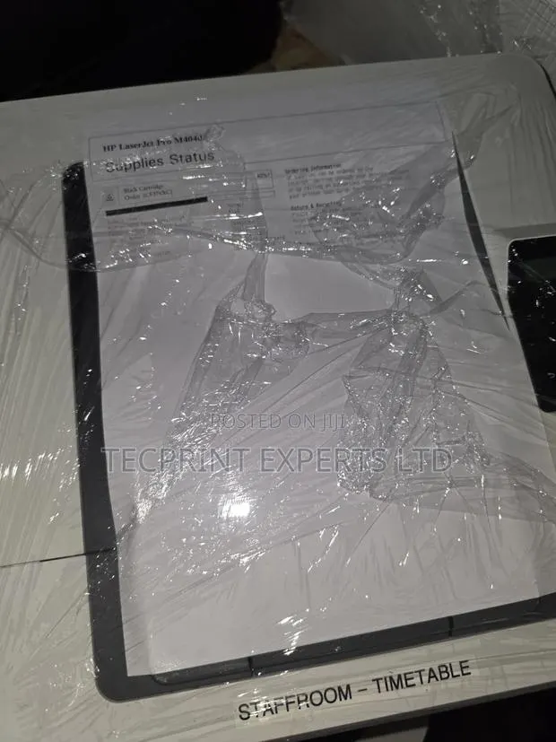 HP Laserjet Pro M404dn · Photo 1