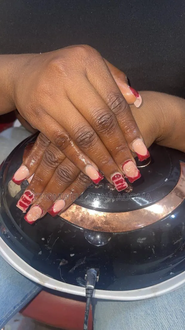 Press on Nails · Photo 2