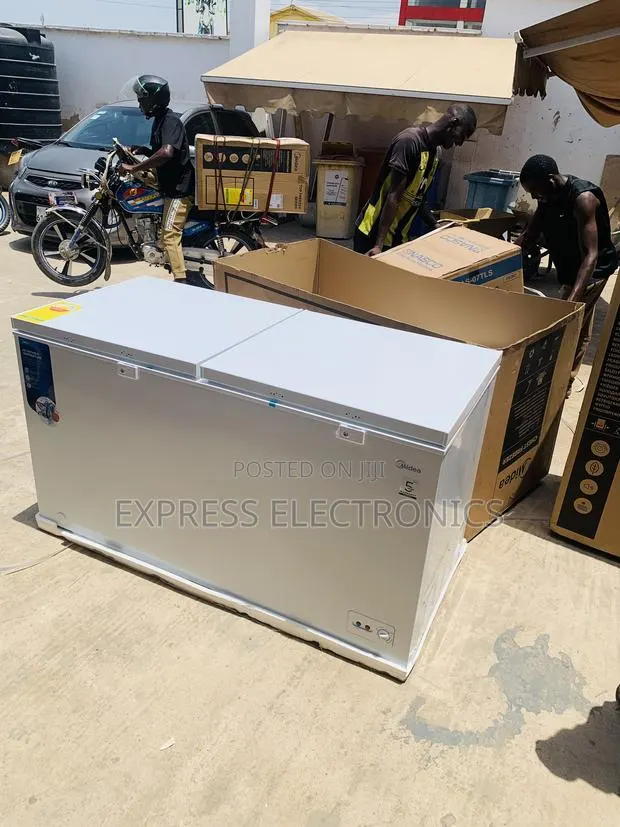 Midea Double Door White Freezer 508l Freestanding · Photo 1