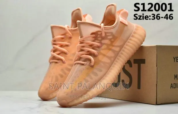 Adidas Yeezy · Photo 1