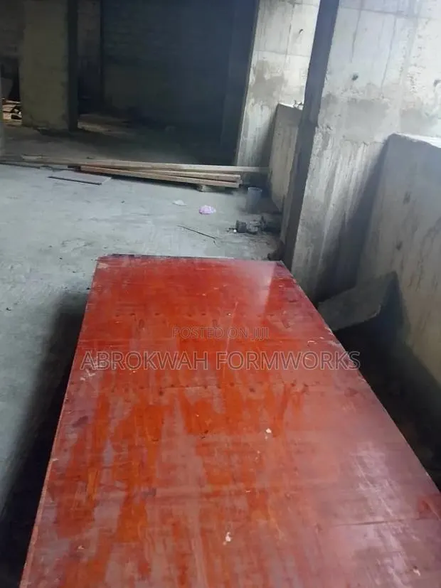 Plywood/Acro Jacks/Formworks /Scaffold/Decking /Column /Retaining Wall · Photo 1