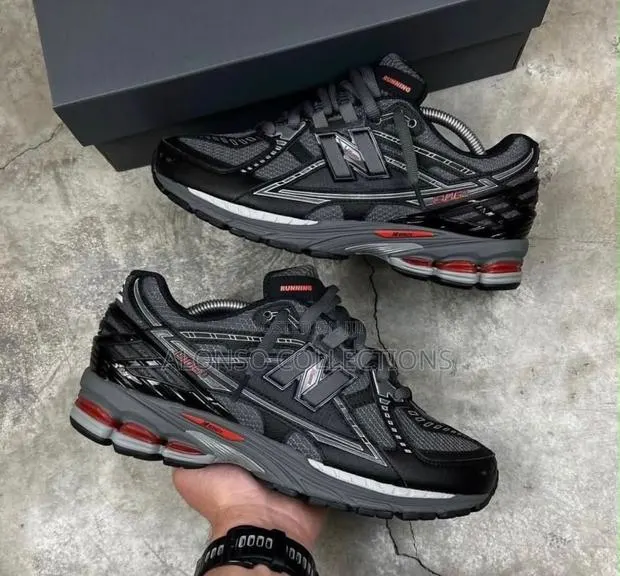 New Balance 1906U · Photo 1