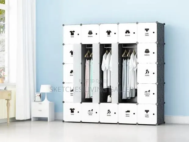 Space - Saving Wardrobe for Modern Living. · Photo 1