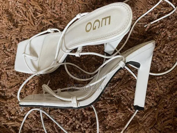 EGO Heels White · Photo 1