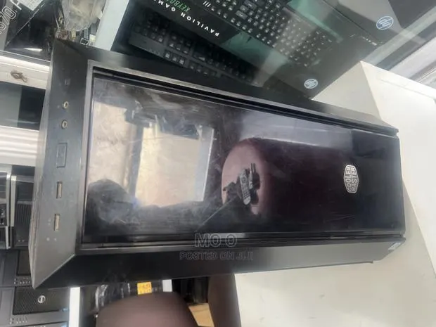 Gigabyte GA-H110MSTX-HD3-ZK 8GB Intel Core I7 SSD 256GB · Photo 1