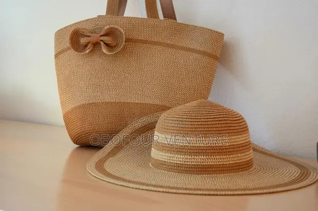 Straw Hat and Straw Bag Two-Piece Set Sun Hat Large Capacity Tote Bag · Photo 1
