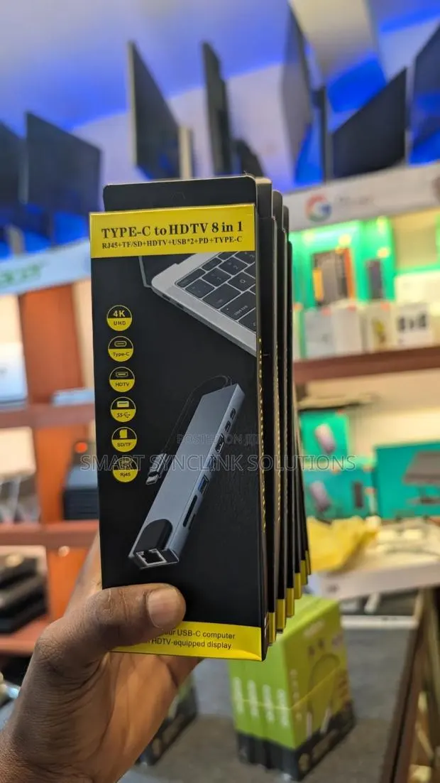 8-In1 Type-C Hub With Hdmi · Photo 1
