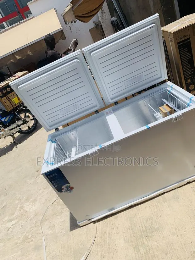 Eco Mode Function Chest Freezer Double Door Midea 508l · Photo 1