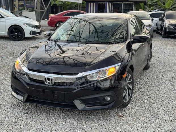 Honda Civic 2016 Black · Photo 1