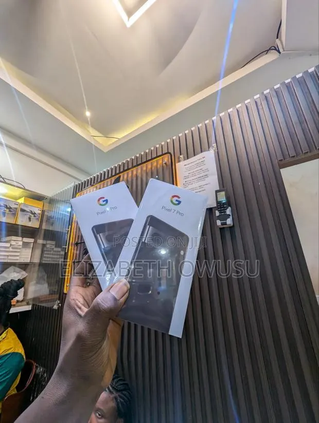 New Google Pixel 7 Pro 128 GB Black · Photo 1