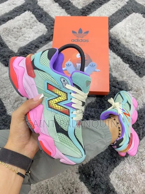 Women New Balance · Photo 1