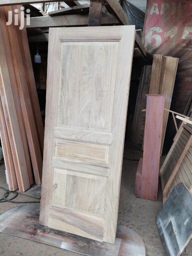 Wooden Doors · Photo 3