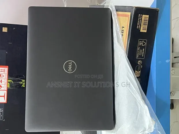 New Laptop Dell Latitude 5300 16GB Intel Core i5 SSD 256GB · Photo 1