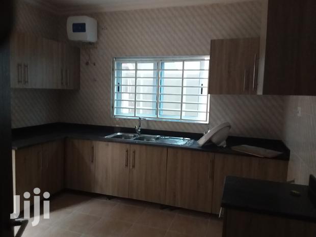 3bdrm House in Bronko Housing, Accra Metropolitan for rent · Photo 2