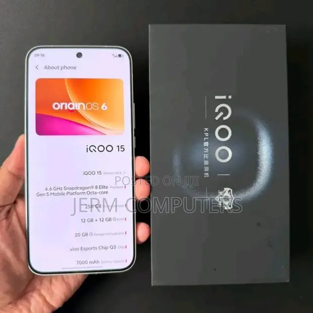 New Vivo iQOO 15 256 GB White · Photo 1