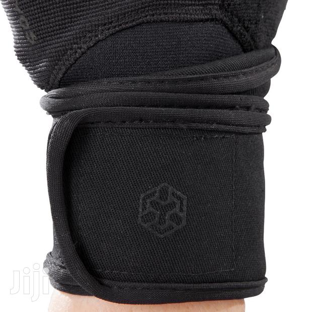Weight Glove With Double Rip-tab Cuff - Black · Photo 5