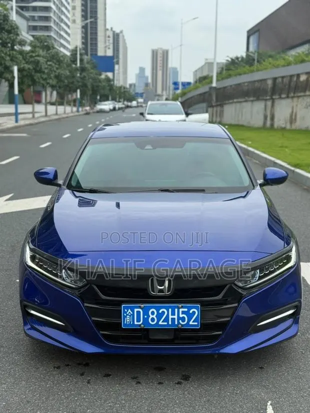 Honda Accord Sport (2.0L 4cyl Turbo 6M) 2019 Blue · Photo 4