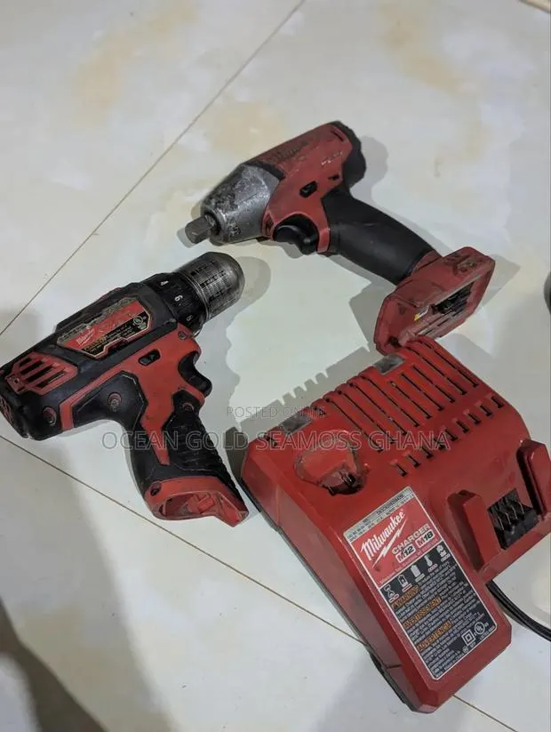 Milwaukee M18 Cordless Drill/Driver and Impact Driver With Charger · Photo 1