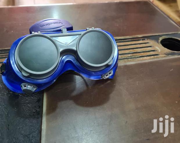 Welding Goggles · Photo 2