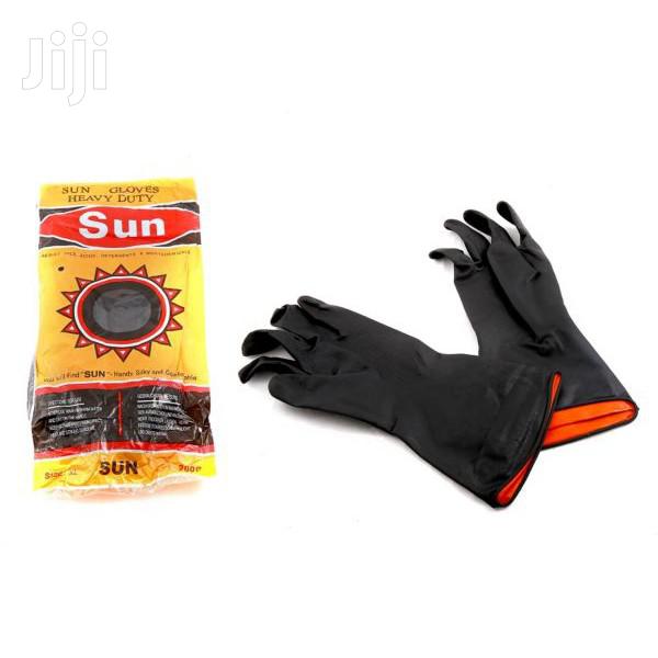 Chemical Resistant Gloves · Photo 1