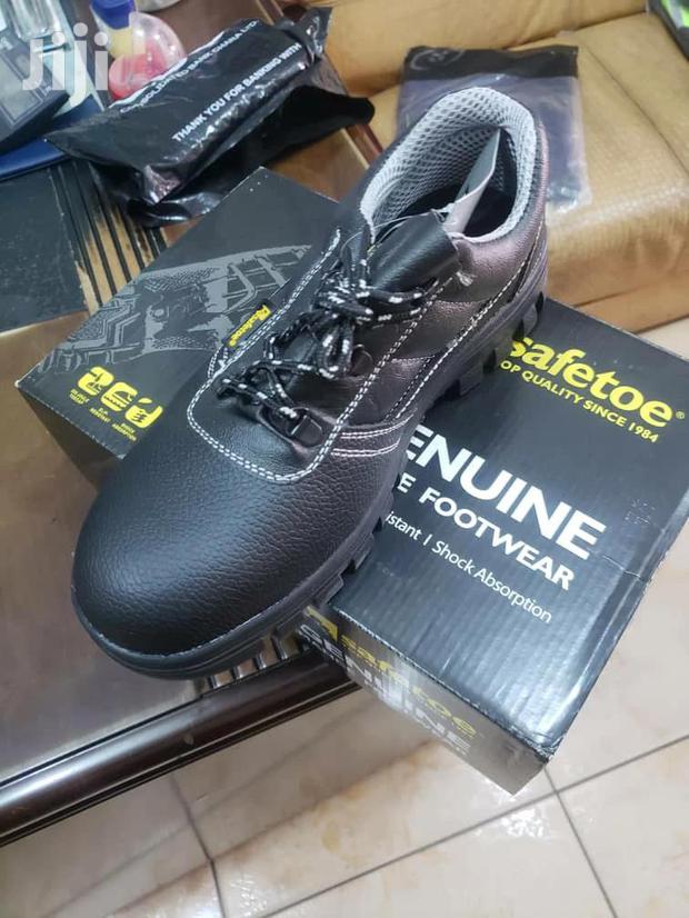 Safetoe Boot · Photo 1
