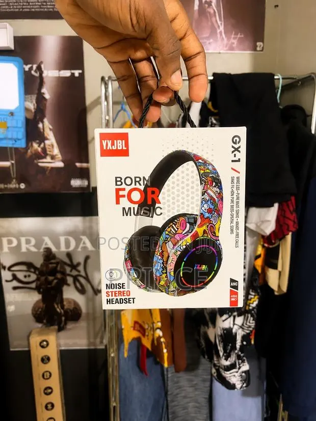 Yx JBL Headphones · Photo 1