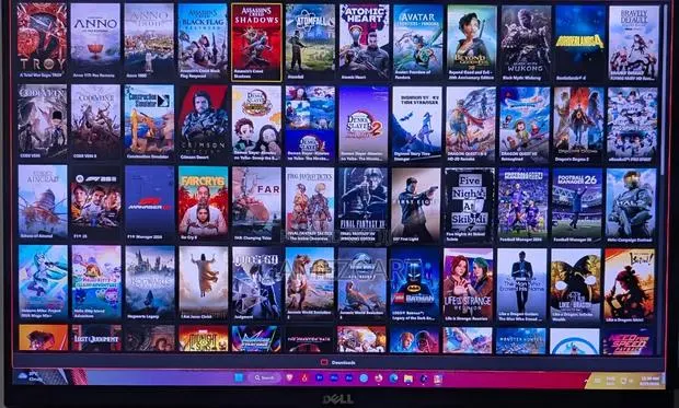 Desktop Laptop Games · Photo 1