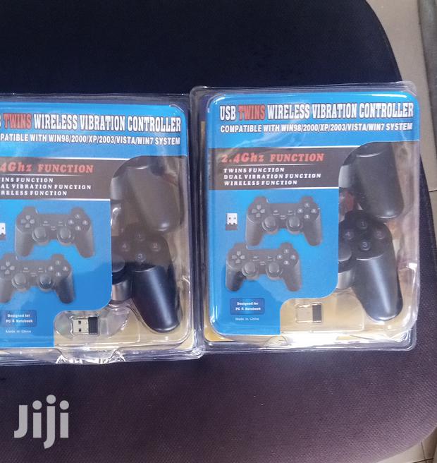 USB Twins Wireless Vibration Controller · Photo 2