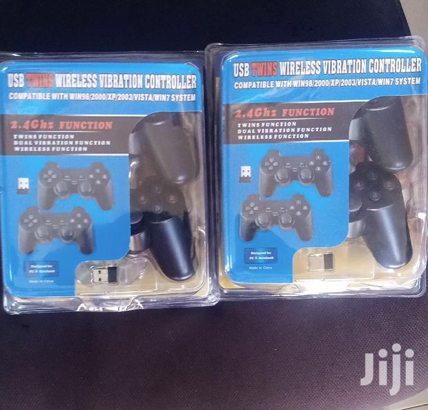 USB Twins Wireless Vibration Controller · Photo 3