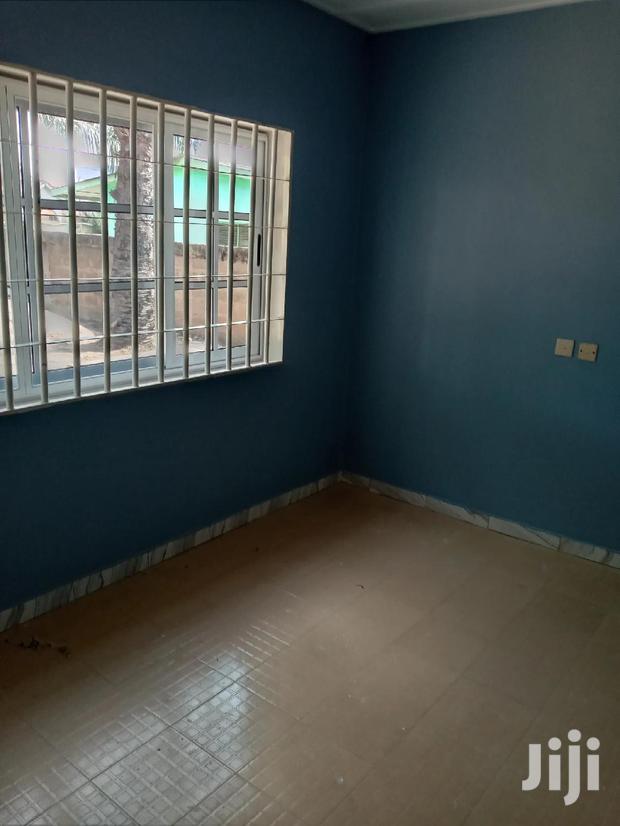 Fantastic 2-Bedroom S/C Apartment Dansoman · Photo 6