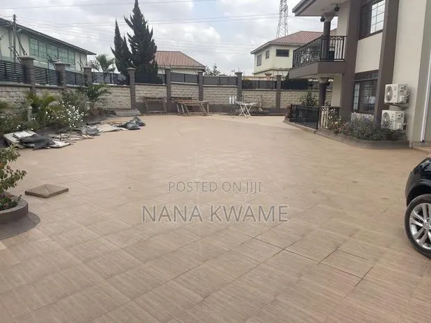 Furnished 3bdrm Apartment in Richmoni Estate, Kumasi Metropolitan · Photo 1