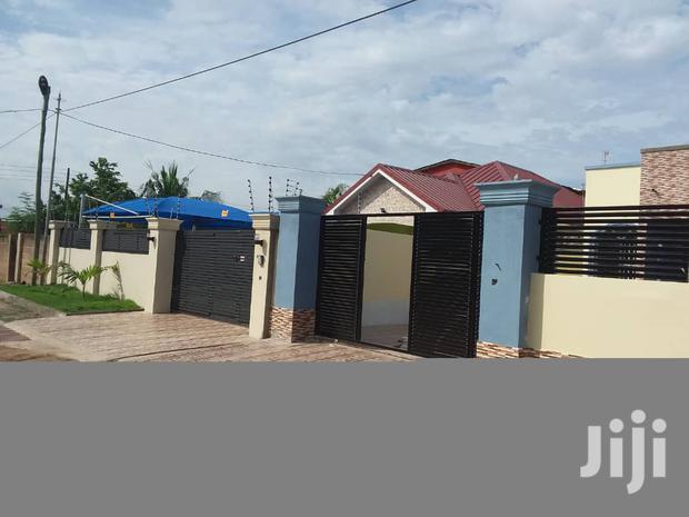 3bdrm House in Bronko Housing, Accra Metropolitan for rent · Photo 2