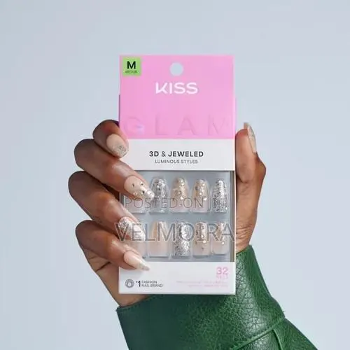 Press on Nails · Photo 1