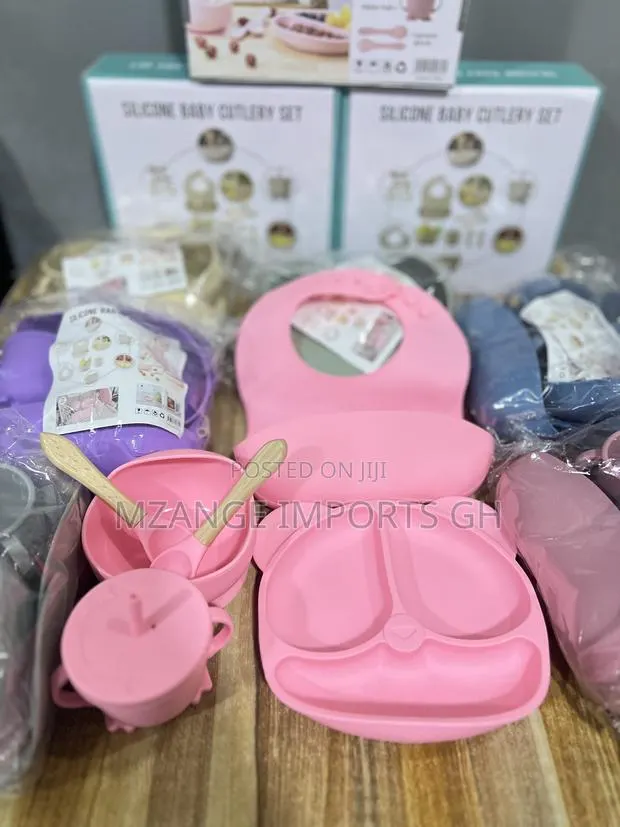 Silicone Baby Feeding Set · Photo 1