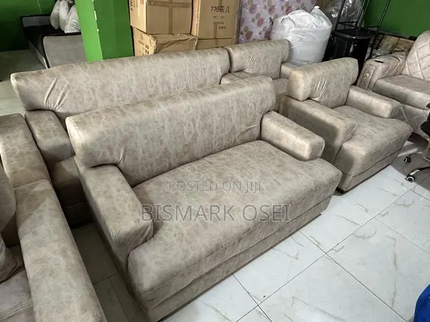 Seven Seater Royal Comfortable Sofa Set, Very Bouncy Seat · Photo 1