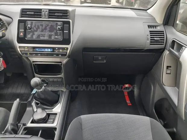 New Toyota Land Cruiser Prado 2022 Gray · Photo 1
