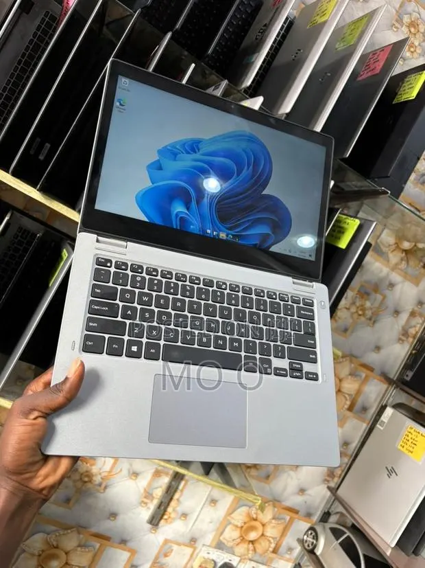Laptop Dell Latitude 3310 2-in-1 8GB Intel Core i5 SSD 256GB · Photo 1