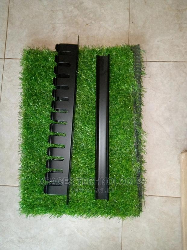 Cable Manager Panel 12 Way 1u, Metal · Photo 4