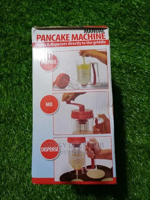 Manual Pancake Mixer and Dispenser · Photo 3