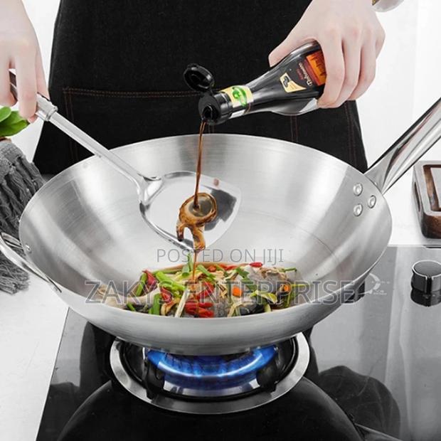 Stainless Steel Non Stick Wok · Photo 2
