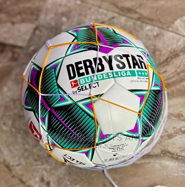 Football at Cool Price · Photo 3