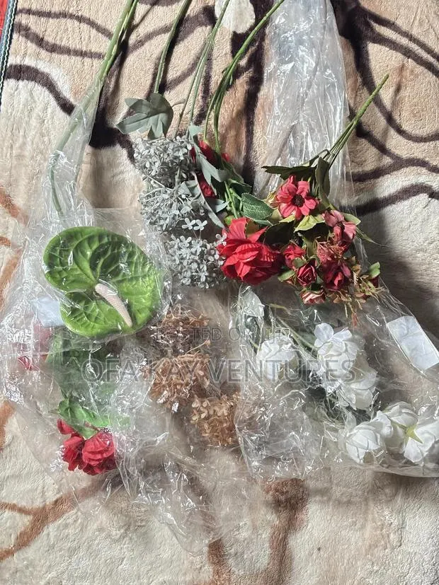 Artificial Flower For Decoration · Photo 1
