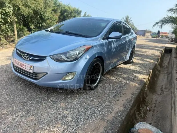 Hyundai Elantra Limited Sedan FWD (1.8L 4cyl 6A) 2013 Blue · Photo 1